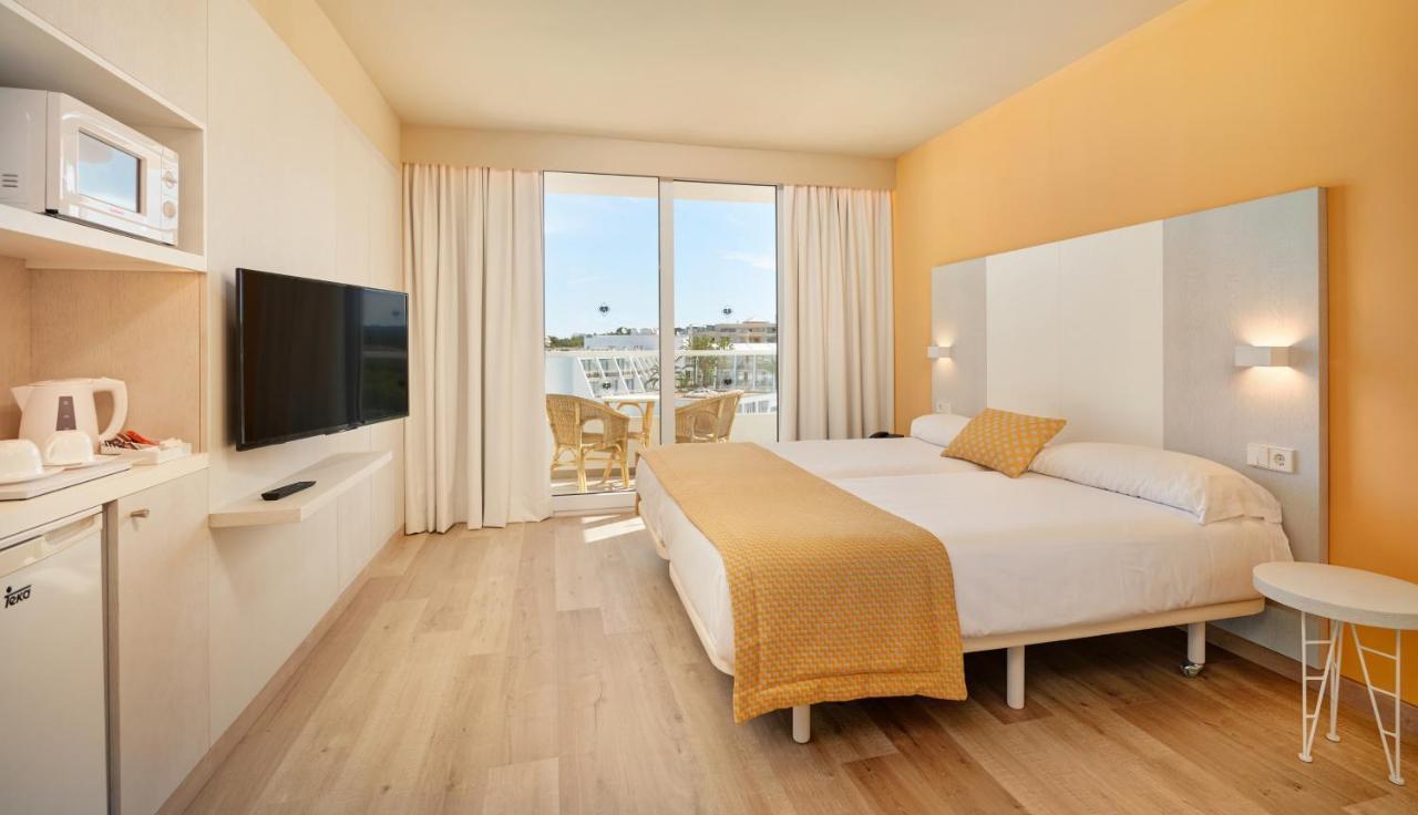 Protur Vista Badia Aparthotel Sa Coma  Ngoại thất bức ảnh